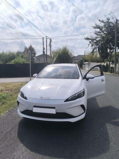 BYD Seal 05, 2025 il icarəsi — Bakı