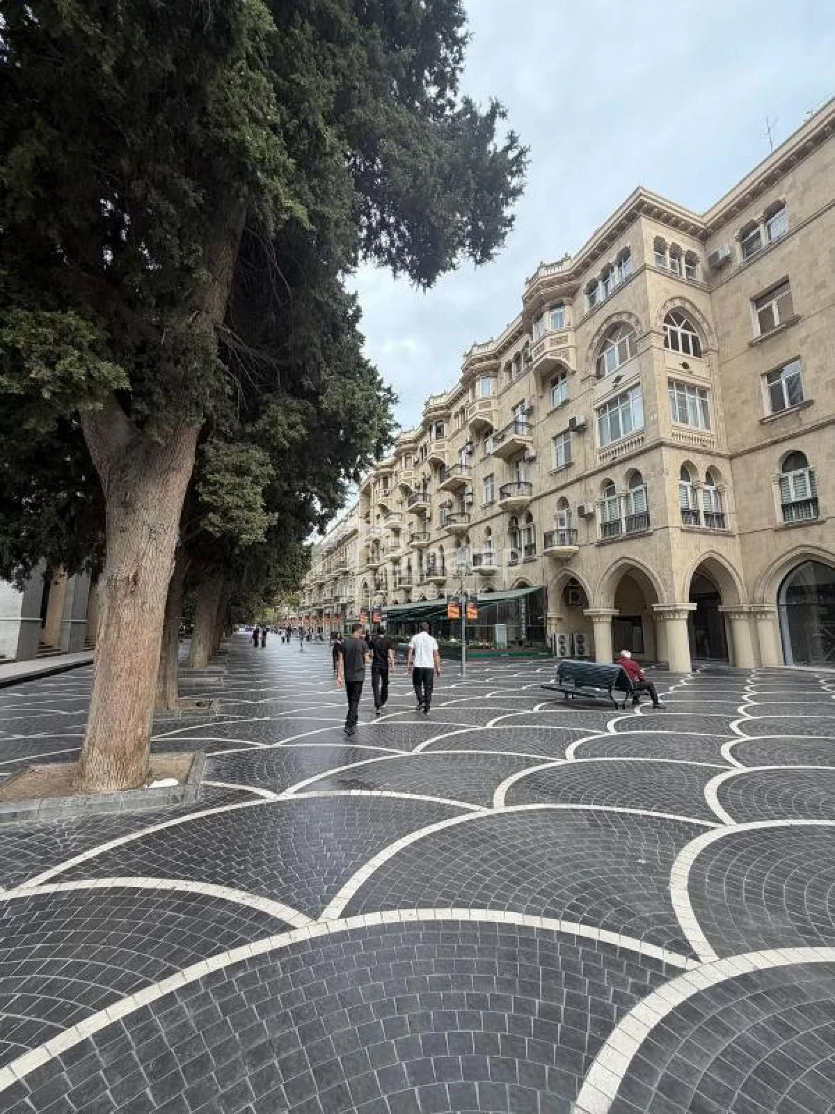 Satılır 5 otaqlı köhnə tikili 140 m², Nizami metrosu, Nəsimi rayonu — Bakı