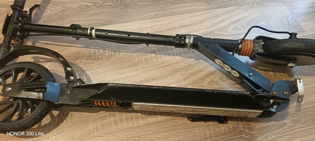 İşlənmiş Elektrik samokat 5", 250 Vt, 16 - 25 km/s, Ödənişli çatdırılma — Skuterlər, Bakı (3)