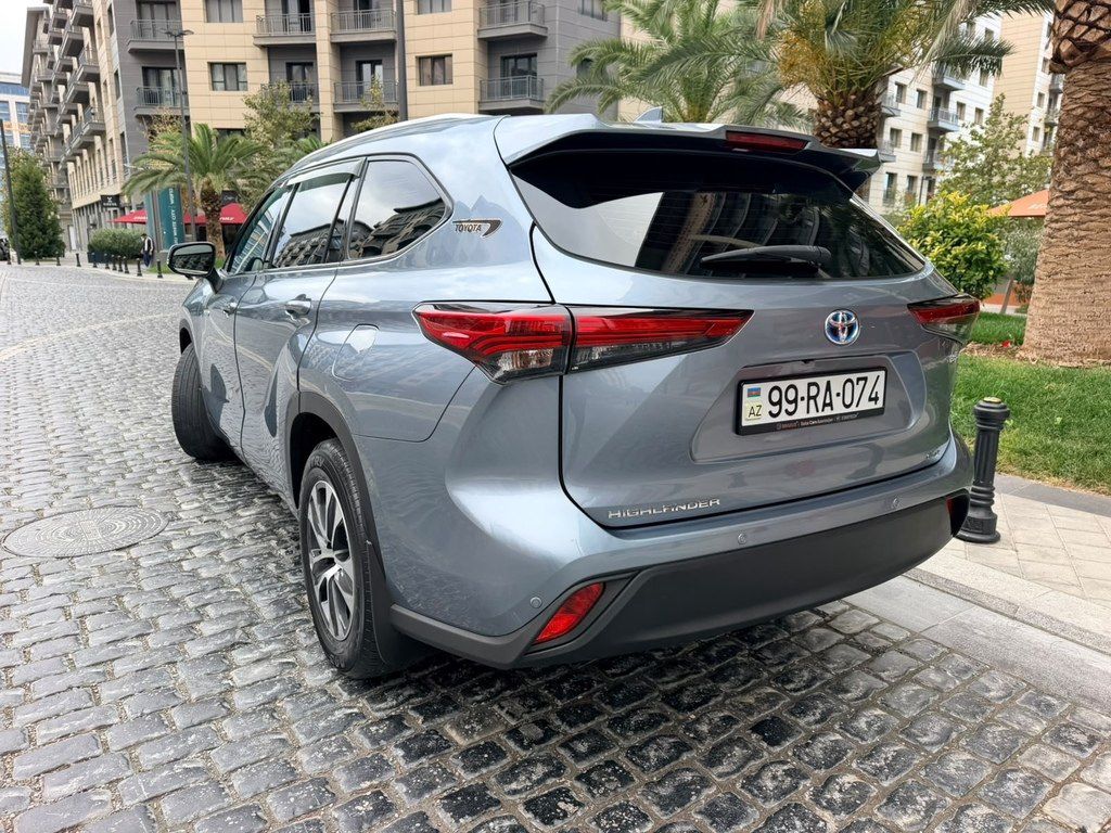 Toyota Highlander, 2.5 L, 1.6 kWh, 2022 il, 95 000 km 99-RA-074 — Avtomobillər, Bakı (4)