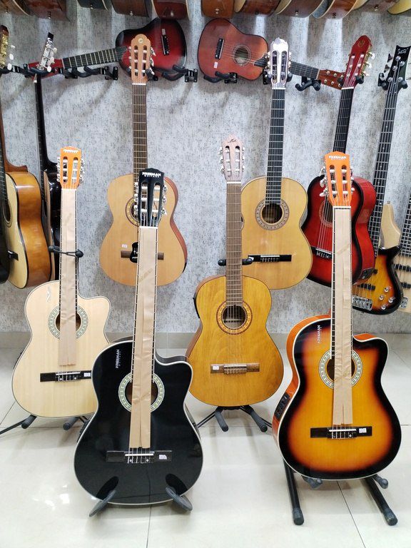 Klassik gitaralar — Musiqiə alətləri, Bakı (9)