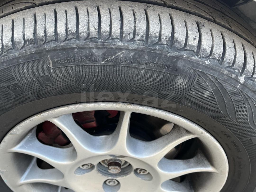 1999 Toyota Vitz, 1999, 250,000 km — Avtomobillər, Bakı (10)