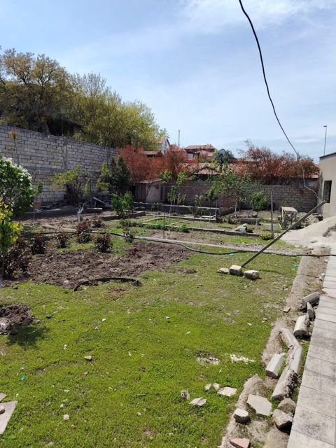 2.5 sot torpaq sahəsi, Bakıxanov qəs — Bakı