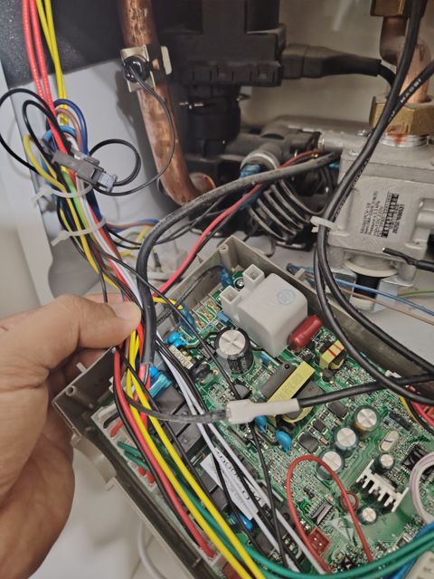 Kombi Servis — Vəli Vəliyev — Negotiable · Bakı · Kombi, qazanca və su isitici təmiri Kombi Servis — Vəli Vəliyev — Bakı