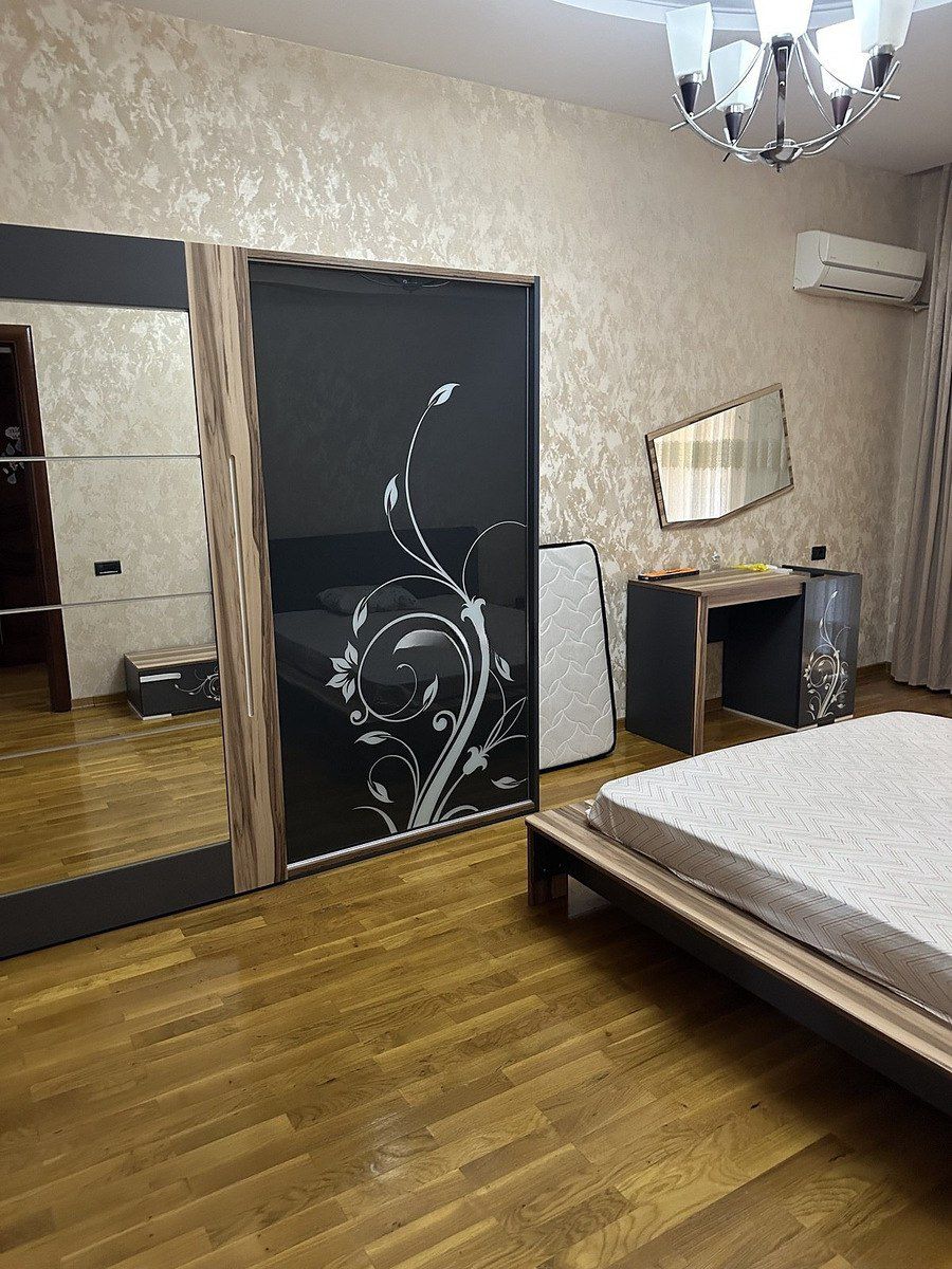 İcarəyə verilir 3 otaqlı yeni tikili 140 m² — Mənzil, Bakı (6)
