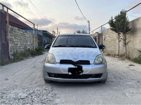 1999 Toyota Vitz, 1999, 250,000 km — Bakı