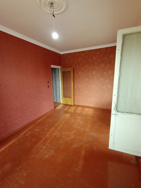 İcarəyə verilir 2 otaqlı köhnə tikili 50 m² — Bakı