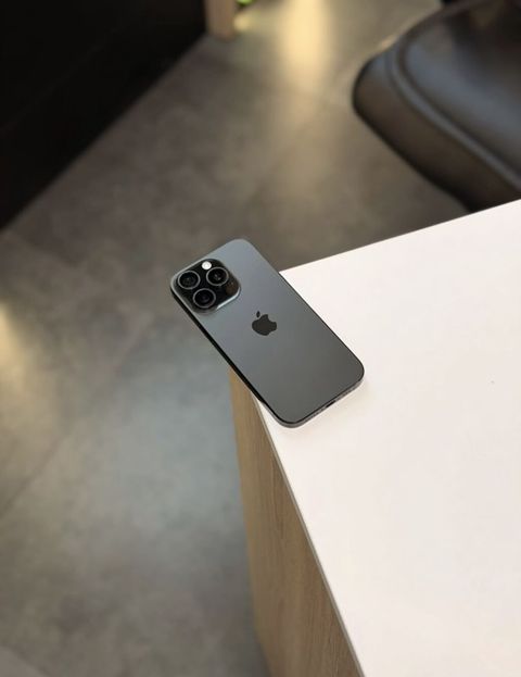IPhone 16 Pro, 128 GB — 700 ₼ · Xırdalan · Apple iPhone IPhone 16 Pro, 128 GB — Xırdalan