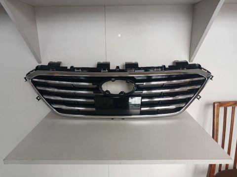 "Hyundai Sonata 2014" distronikli radiator barmaqlığı — Bakı