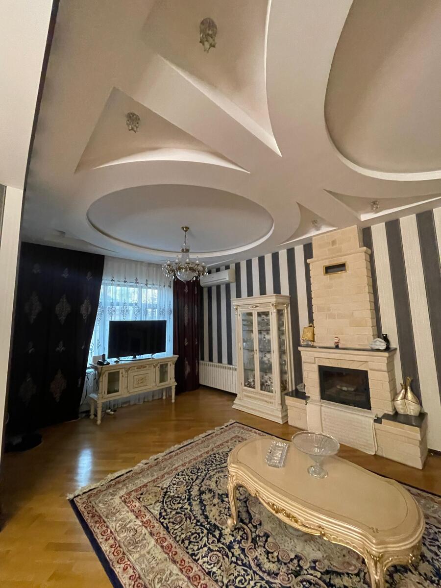 Satılır 7 otaqlı həyət evi/bağ evi 555 m² — Ev, villa, Bakı (4)