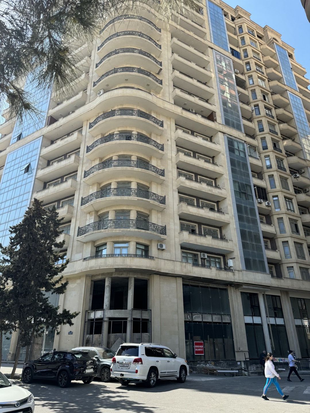 Satılır 4 otaqlı yeni tikili 196 m² — Mənzil, Bakı