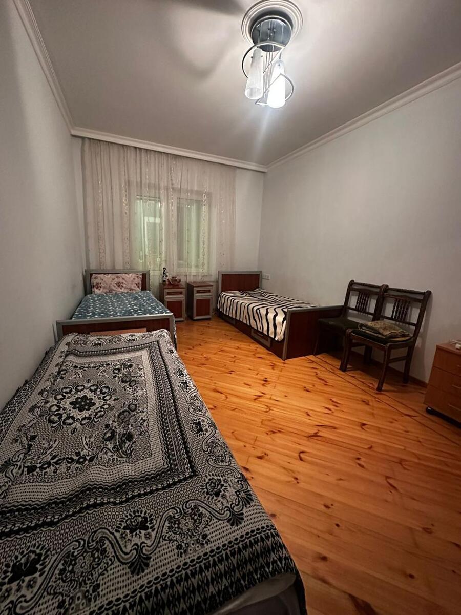 İcarəyə verilir 4 otaqlı köhnə tikili 150 m² — Mənzil, Bakı (4)