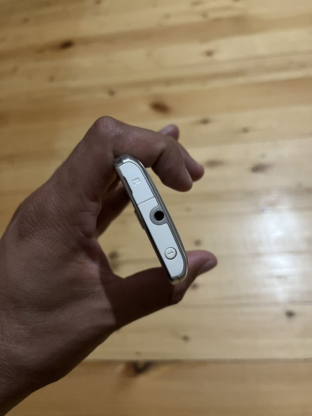 Nokia E6, rəng - Ağ — Nokia, Bakı (4)