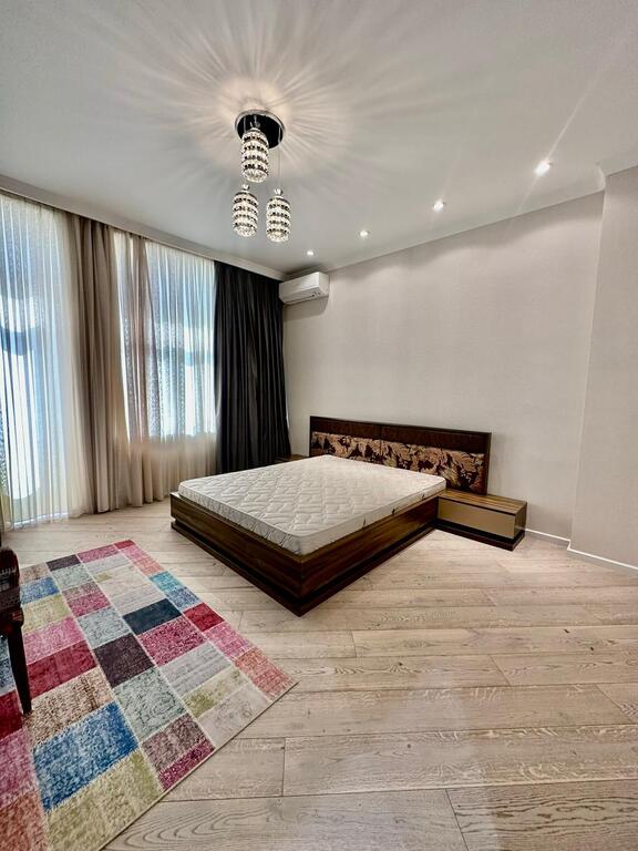 İcarəyə verilir 2 otaqlı köhnə tikili 105 m² — Mənzil, Bakı (4)