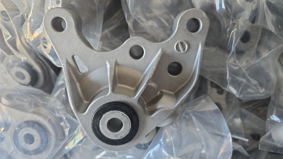 Chevrolet Equinox ehtiyat hissələri — Ehtiyat hissələri və aksesuarlar, Bakı (9)