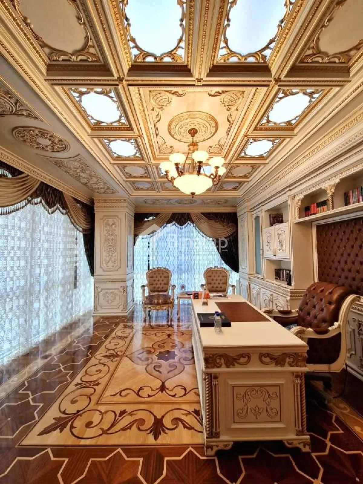 Satılır 4 otaqlı yeni tikili 250 m², İçərişəhər metrosu, Yasamal rayonu — Mənzil, Bakı (2)