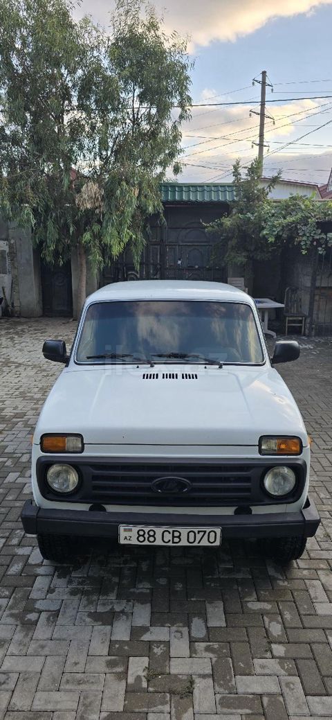 2010 VAZ (Lada) 4x4 Niva, 1.7 L, 2010, 70,600 km — 11 500 ₼ · Bakı · Avtomobillər 2010 VAZ (Lada) 4x4 Niva, 1.7 L, 2010, 70,600 km — Bakı