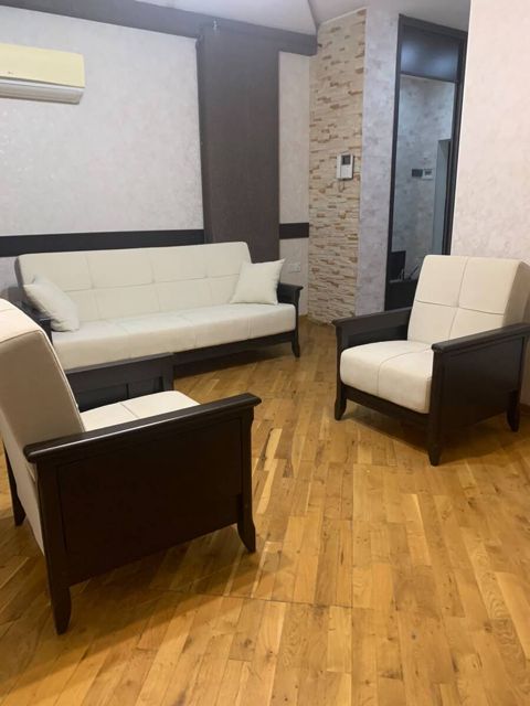 İcarəyə verilir 3 otaqlı yeni tikili 83 m² — Bakı