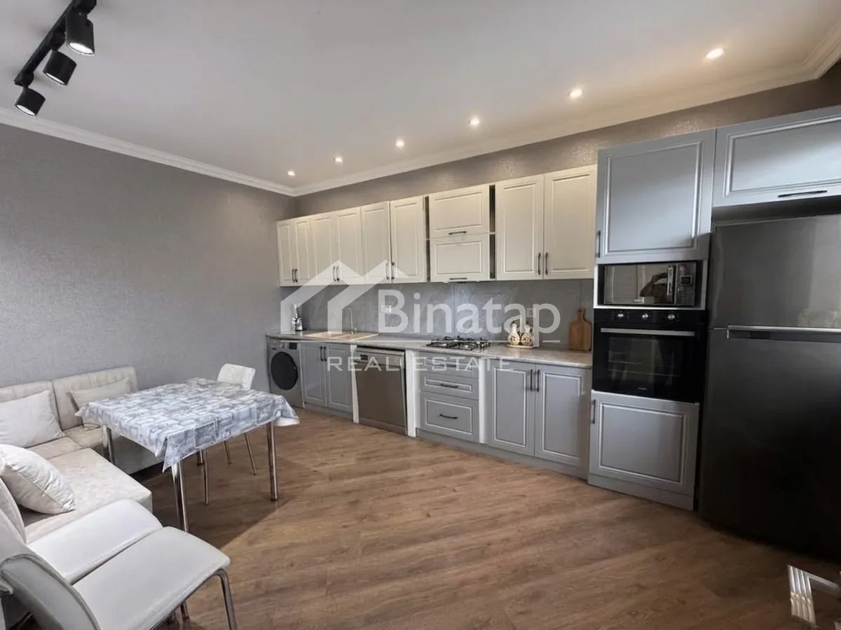 Satılır 6 otaqlı həyət evi / bağ evi 200 m², Binəqədi rayonu — Ev, villa, Bakı (2)