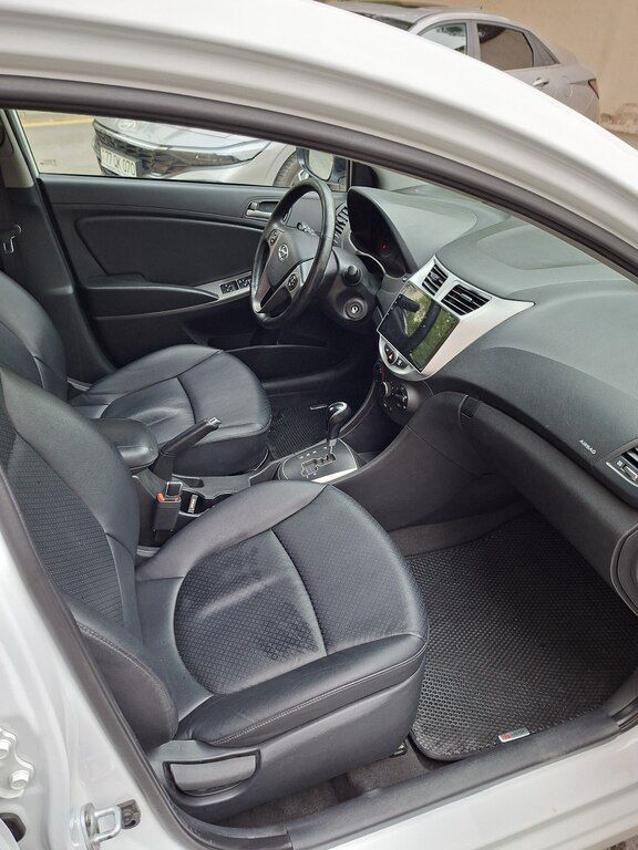 Hyundai Accent, 1.4 L, 2017 il, 183 645 km — Avtomobillər, Bakı (8)