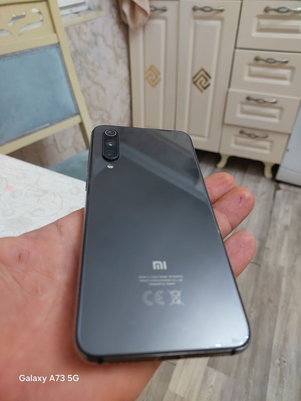 Xiaomi Mi 9 SE, 64 GB, rəng - Boz — Xiaomi, Bakı