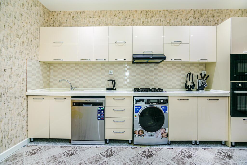 İcarəyə verilir 2 otaqlı yeni tikili 105 m² — Mənzil, Bakı (12)