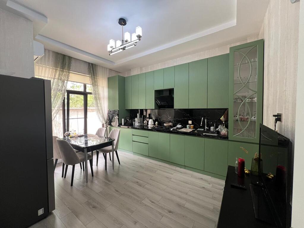 Satılır 4 otaqlı həyət evi/bağ evi 280 m² — Ev, villa, Bakı (5)