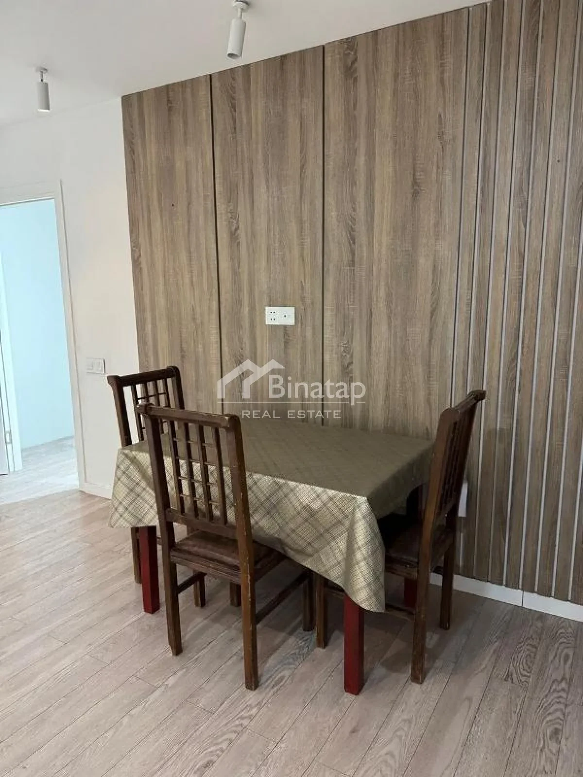 Satılır 2 otaqlı köhnə tikili 40 m², İnşaatçılar metrosu, Yasamal rayonu — Mənzil, Bakı (5)