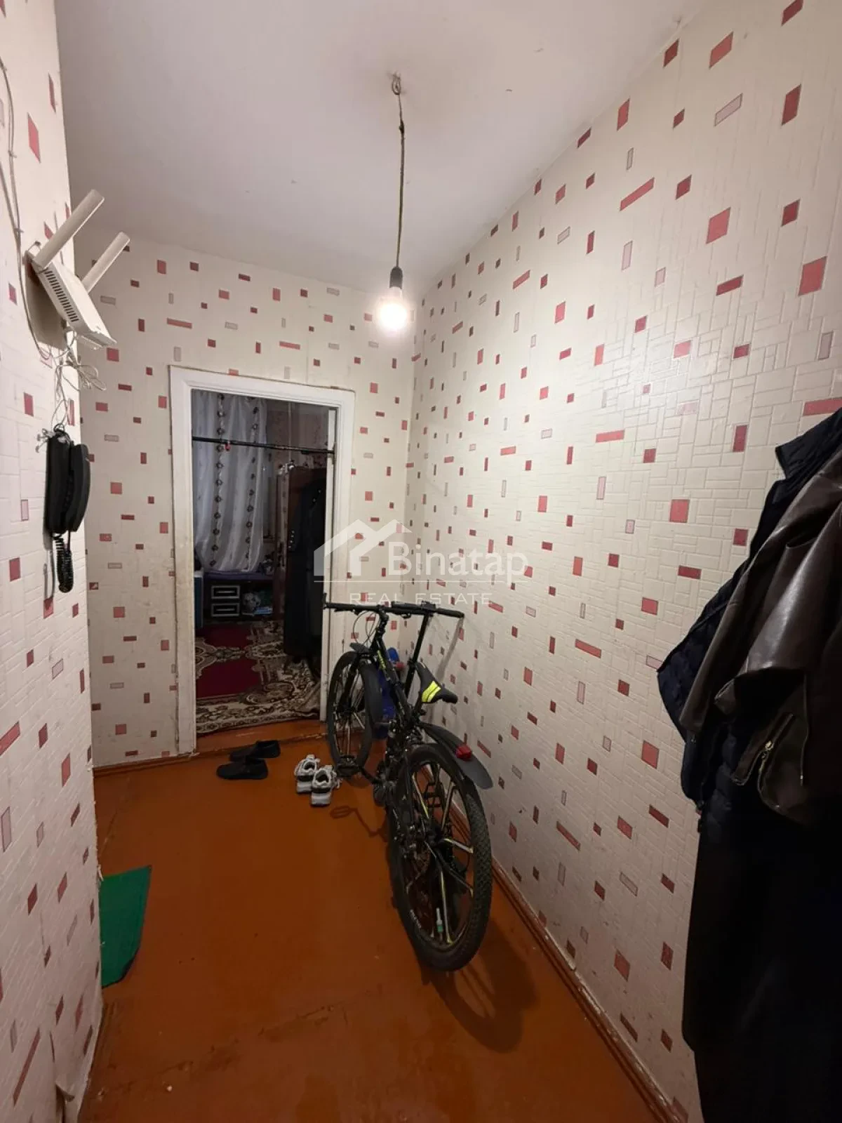 Satılır 2 otaqlı köhnə tikili 42 m², Yasamal rayonu — Квартира