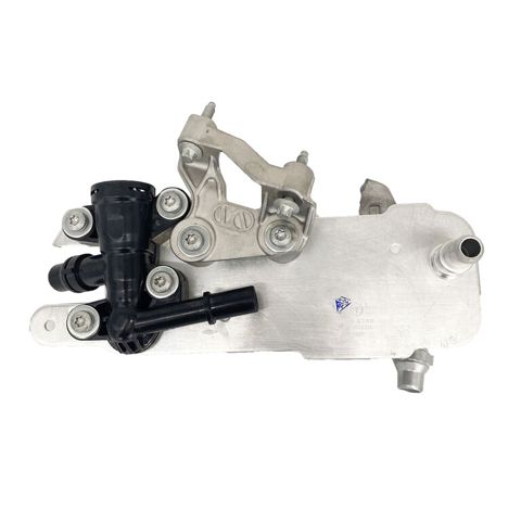 "BMW F30,BMW G30,BMW F10, BMW G20 B47/B38/B37" yağ radiatoru — Bakı