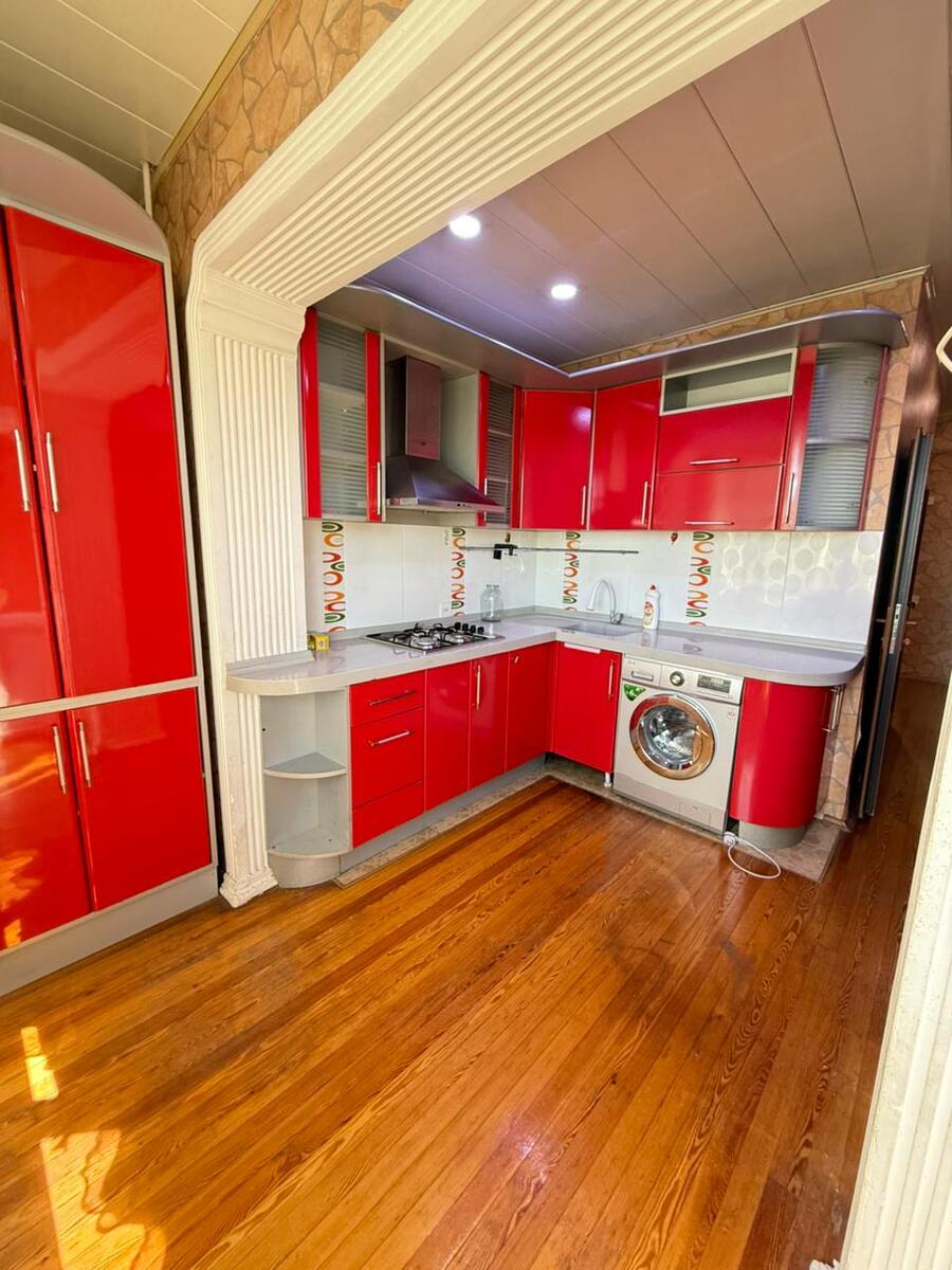Satılır 2 otaqlı köhnə tikili 65 m² — Mənzil, Bakı (8)
