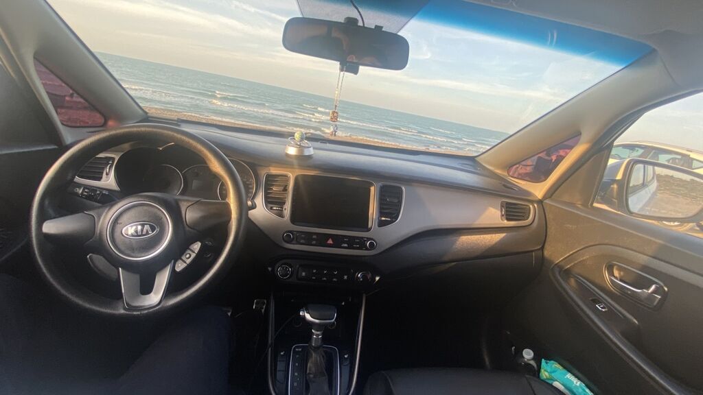 Kia Carens, ağ rəng, 5 qapılı kompakt MPV. Xarici: - LED gündüz 99-QN-096 — Avtomobillər, Bakı (5)