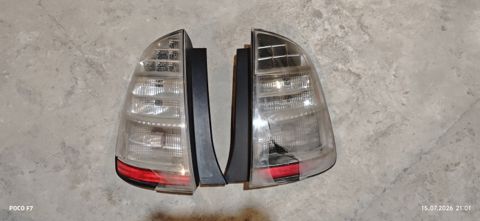 Toyota Prius stop işıqları — Bakı