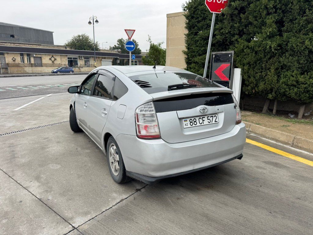 Toyota Prius, 1.5 L, 1.3 kWh, 2008 il, 250 000 km 88-CF-572 — Avtomobillər, Bakı (2)