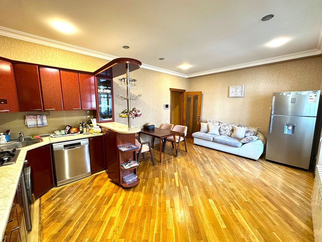 4-otaqlı yeni tikili, Tbilisi pr., 210 m² — Mənzil, Bakı (12)