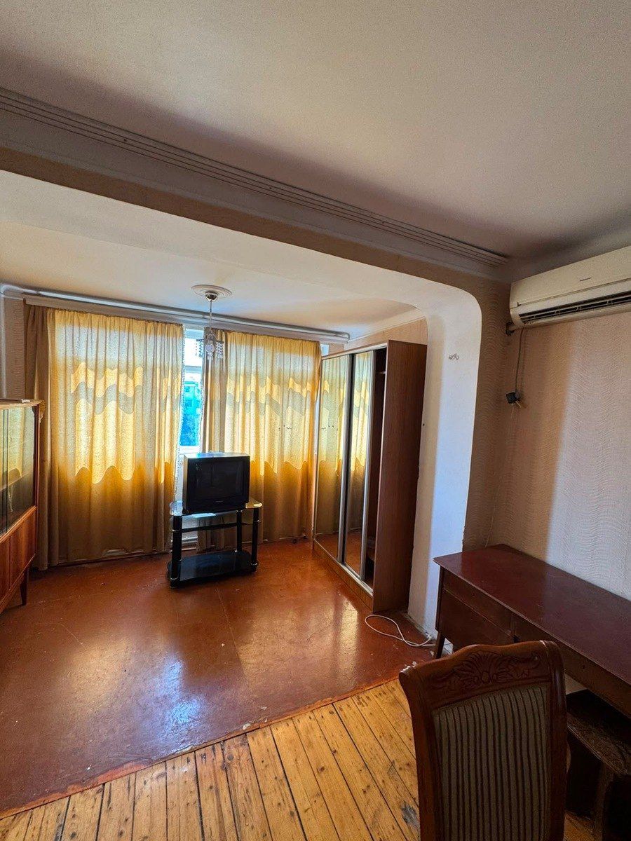 İcarəyə verilir 3 otaqlı köhnə tikili 65 m² — Mənzil, Bakı