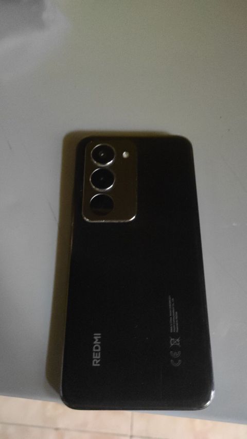 Redmi 15 əla 6 Ram 128 yaddas vəziyyətdədi cızığı falan yoxdu donmağı — 190 ₼ · Digah · Xiaomi Redmi 15 əla 6 Ram 128 yaddas vəziyyətdədi cızığı falan yoxdu donmağı — Digah