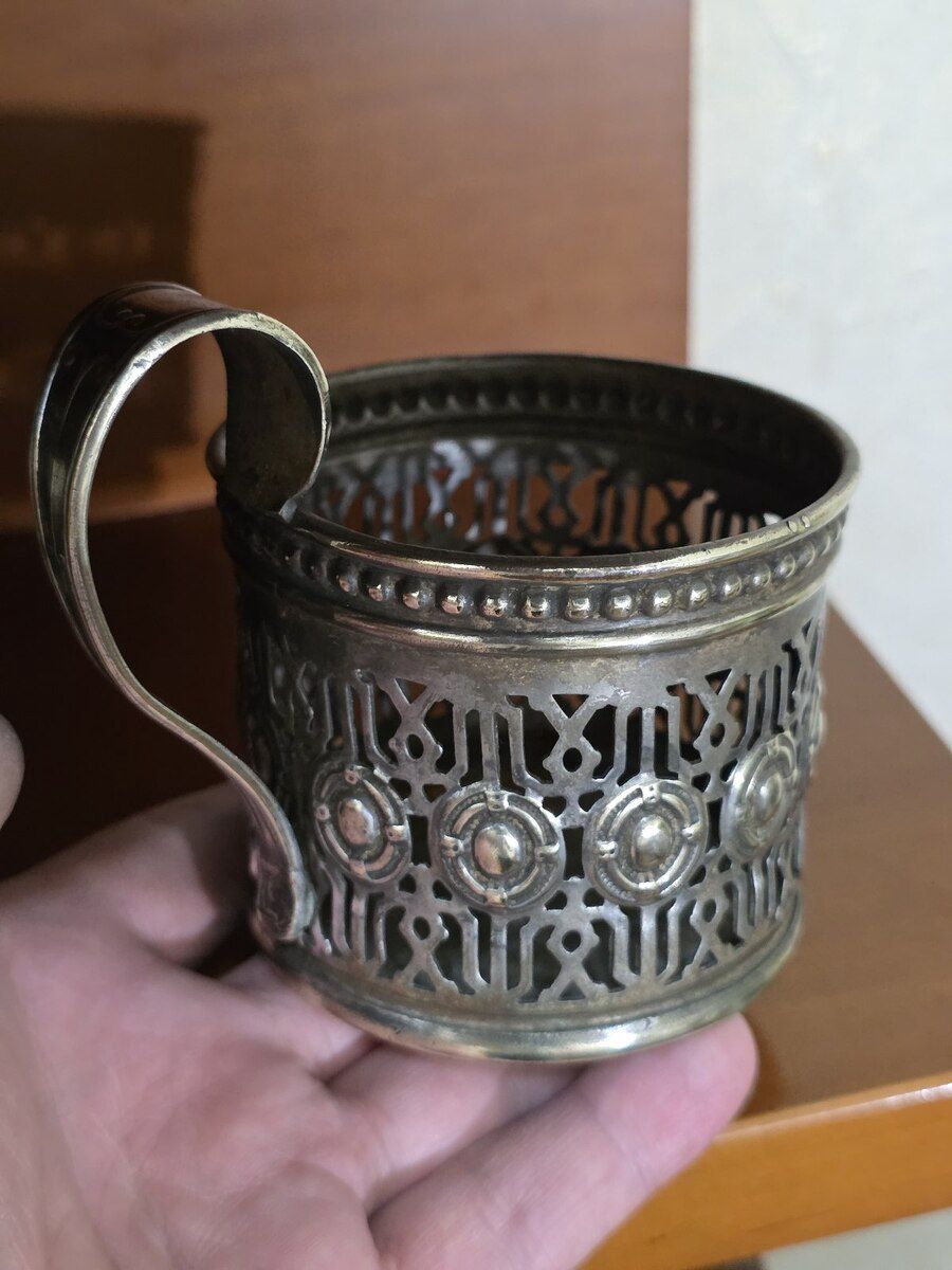 Stəkanaltı — Kolleksiyalar, Bakı