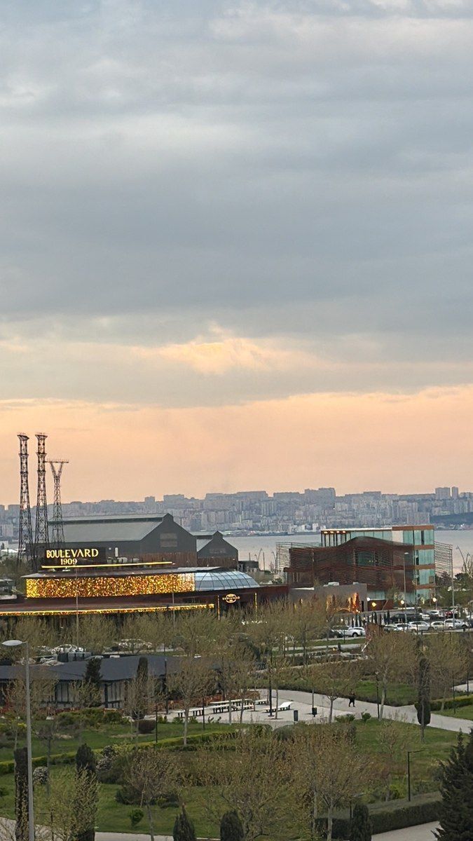 8-otaqlı yeni tikili, Bayıl qəs., 250 m² — Mənzil, Bakı (4)