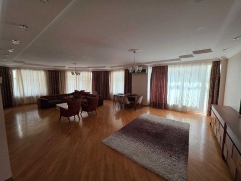 İcarəyə verilir 5 otaqlı yeni tikili 263 m² — Bakı