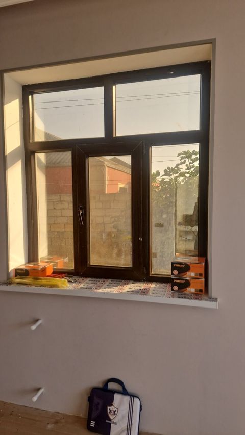 PVC pəncərə – qəhvəyi ağac teksturalı profil - Material: keyfiyyətli — 80 ₼ · Digah · Pəncərələr, qapılar, balkonlar PVC pəncərə – qəhvəyi ağac teksturalı profil - Material: keyfiyyətli — Digah