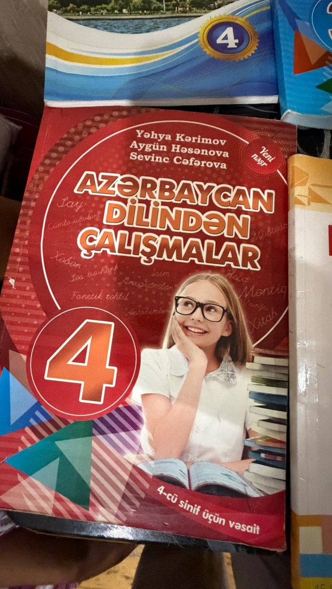 Dərsliklər — Məktəb və təhsil malları, Bakı (8)