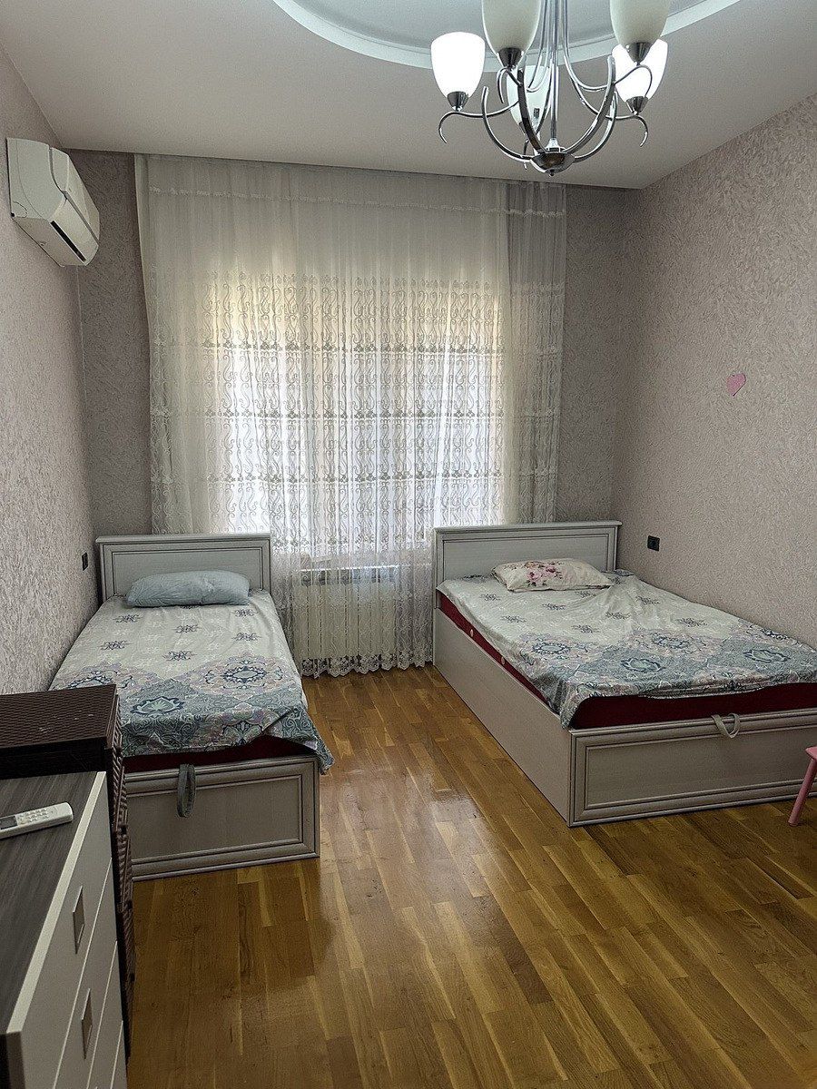 İcarəyə verilir 3 otaqlı yeni tikili 140 m² — Mənzil, Bakı (7)