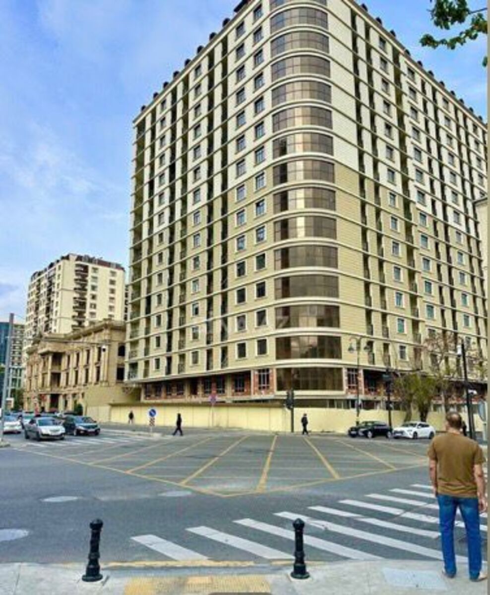 Satılır 3 otaqlı yeni tikili 134 m² — Mənzil, Bakı (10)