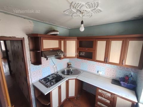 Kirayə 3 otaqlı Bina evi menzil (Köhnə tikili), 70 m², 5-ci mikrorayon — Sumqayıt