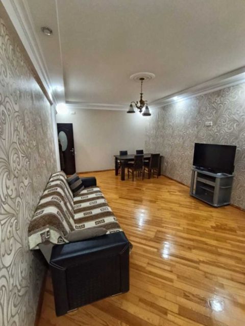 İcarəyə verilir 2 otaqlı yeni tikili 90 m² — Hafiz