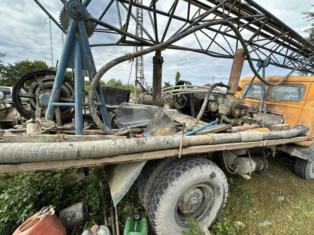Sahə qazma işləri üçün mobil qazma qurğusu – yük maşını üzərində — Konveyer və transportyorlar, Digah (8)