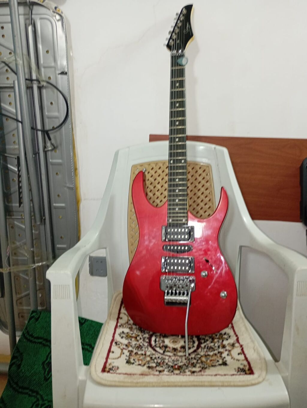 Elektron gitara, Boss, Yeni — Gitarlar və digər simli alətlər, Digah