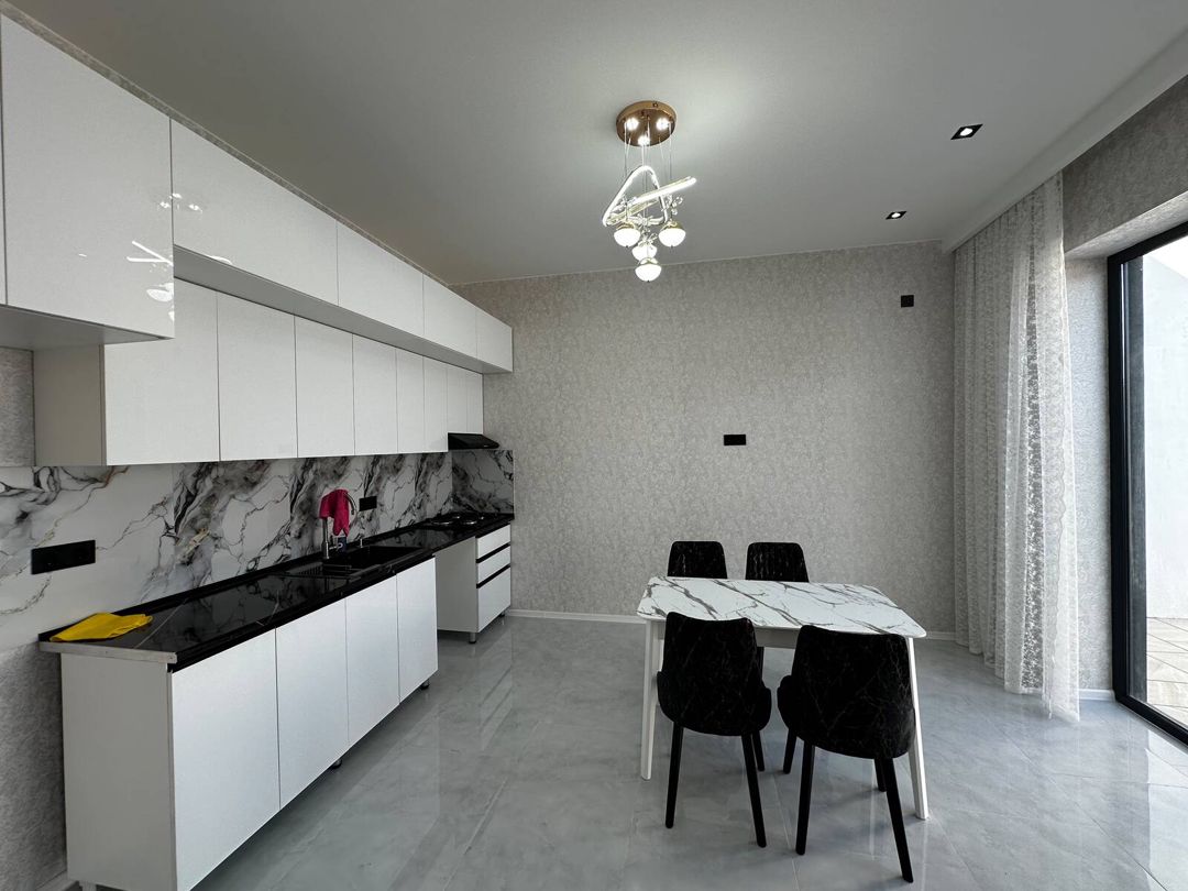 Satılır 4 otaqlı həyət evi/bağ evi 130 m² — Ev, villa, Bakı (9)