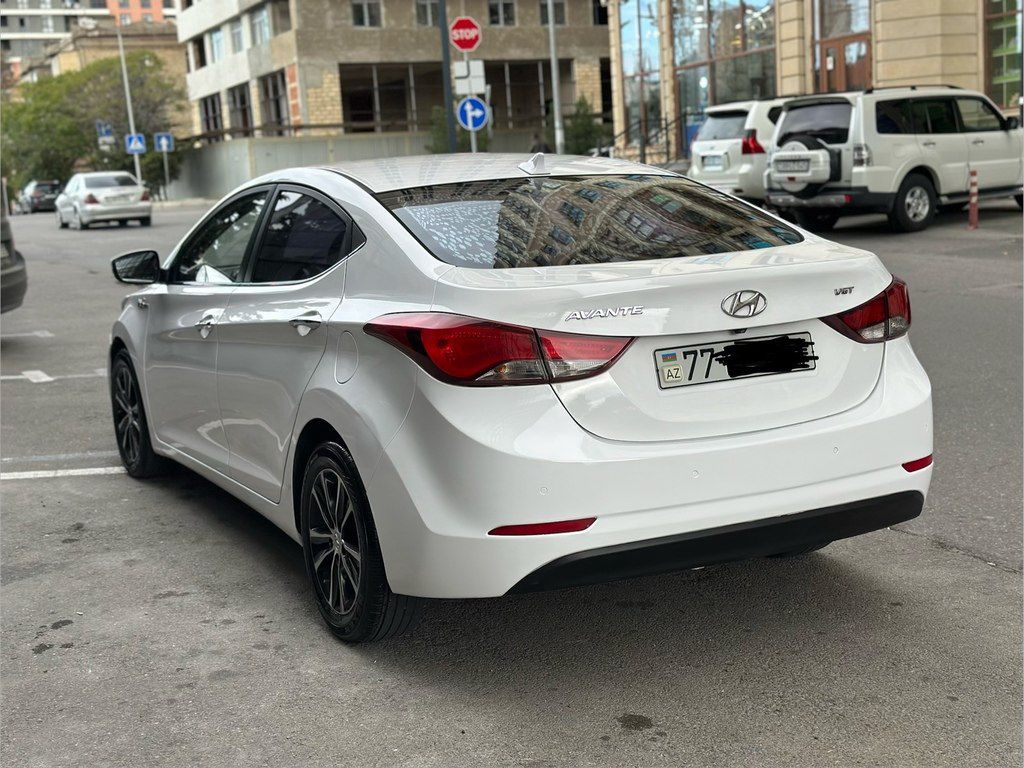 Hyundai Avante, 1.6 L, 2014 il, 280 767 km — Avtomobillər, Bakı (9)